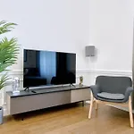 Premium Apartment By Hi5- Roekk Szilard 3 Bedroom