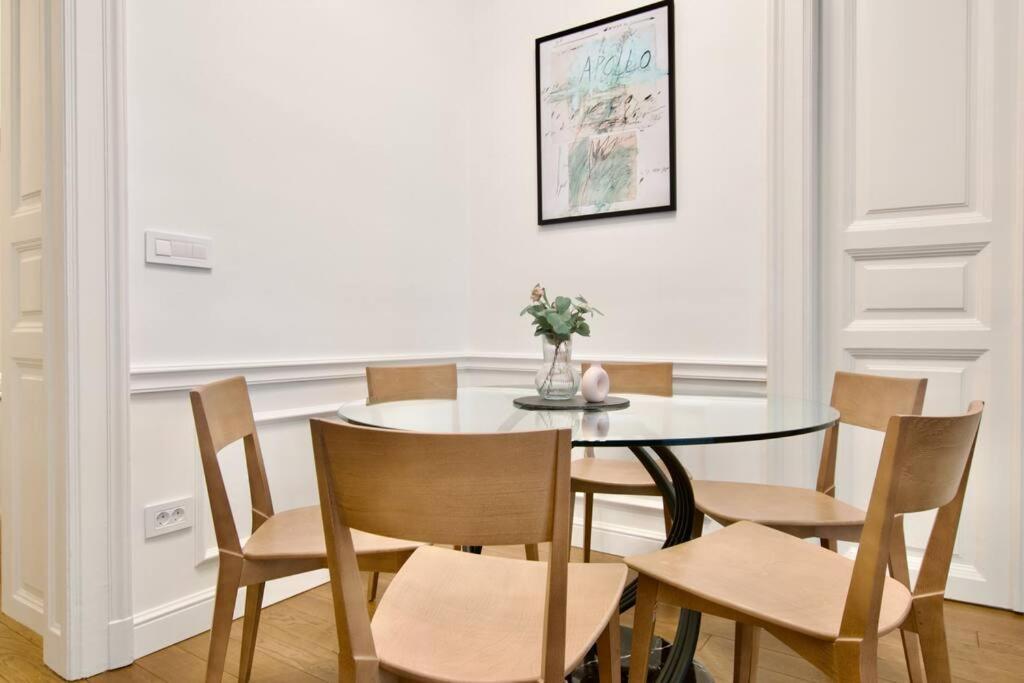 Appartement Premium By Hi5- Roekk Szilard 3 Bedroom Boedapest